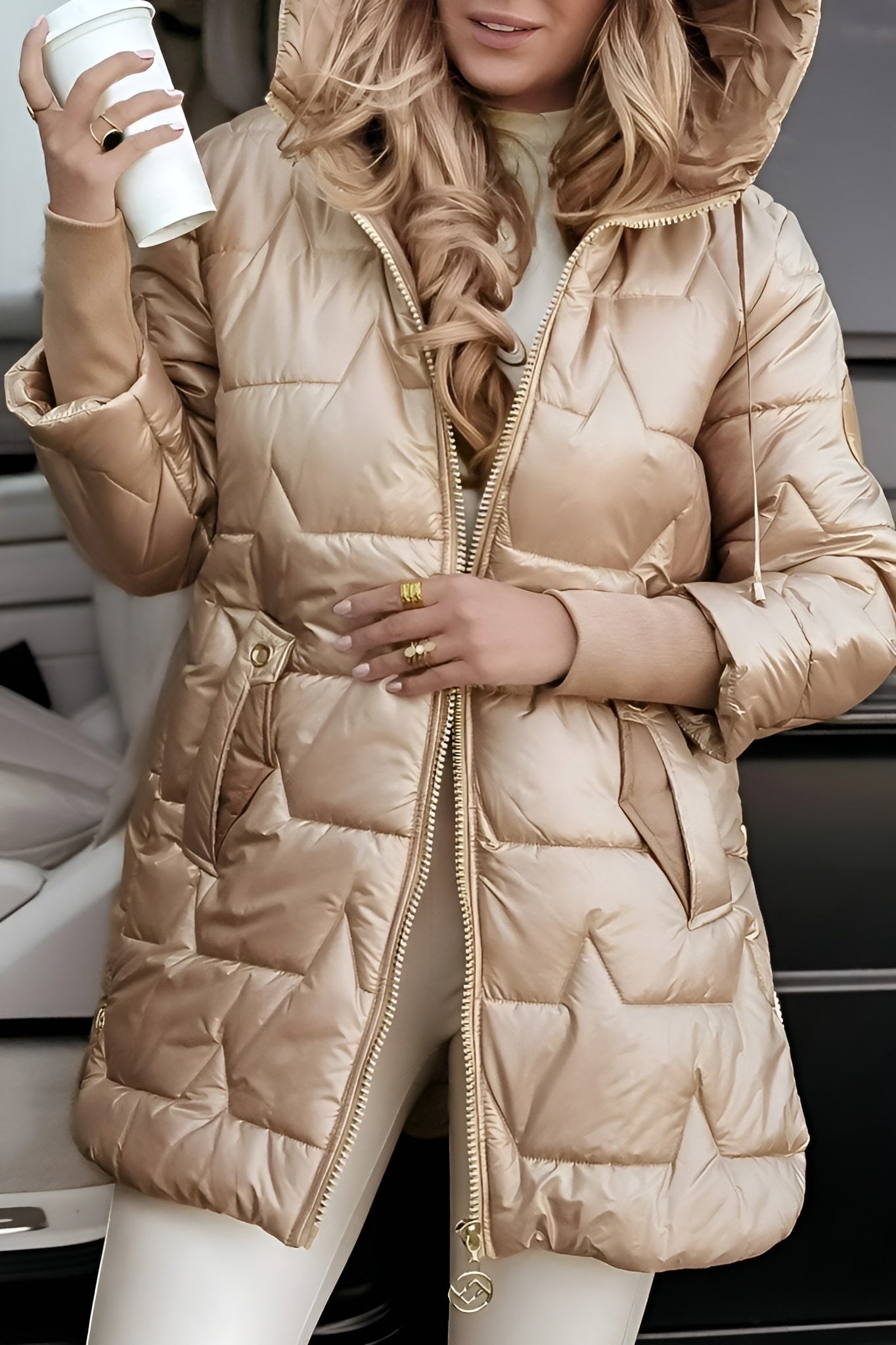 MARINA - ABRIGO ACOLCHADO CON CAPUCHA