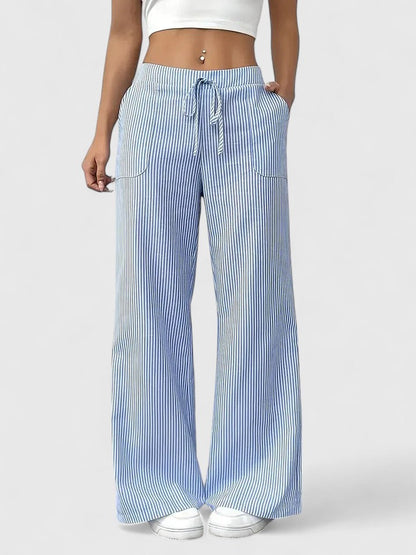 PANTALÓN A RAYAS CON CORDÓN